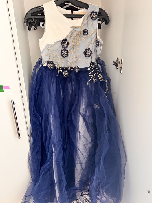 Платье праздничное