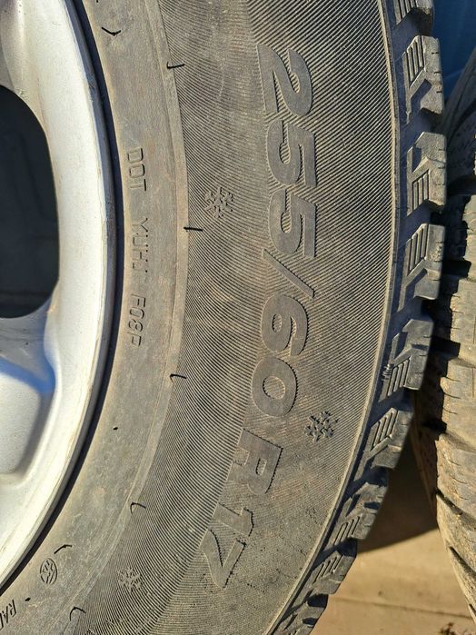 Vând jante cu cauciucuri