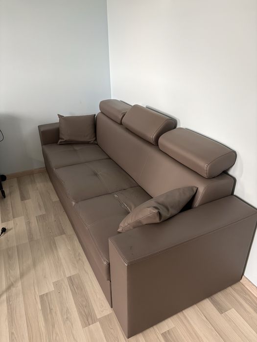 Vand canapea piele, extensibila, 3 locuri, 225/85/80 cm.