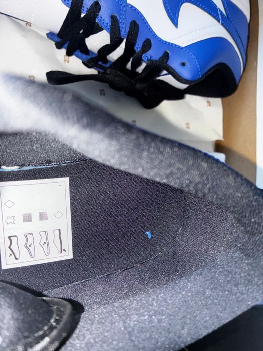 Jordan 1 low white hype royal black