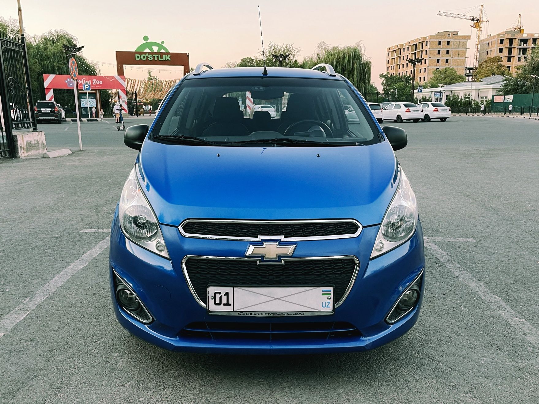 Спарк 2011 года автомат синий
