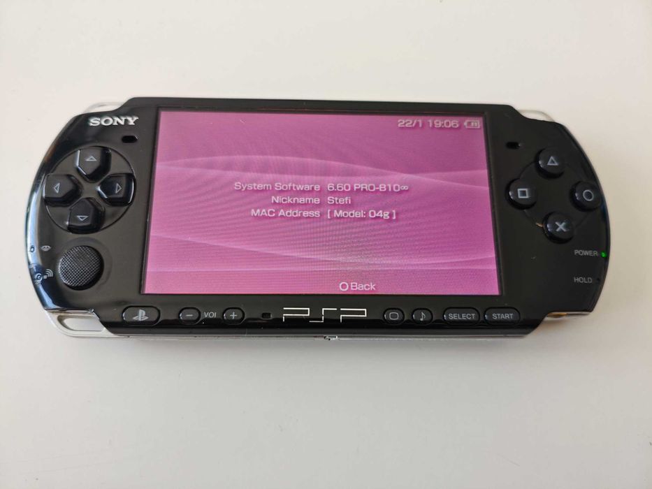 Sony PSP 3000 Playstation Portable - качени много игри