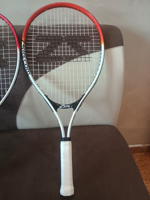 Продавам 2 броя тенис ракети