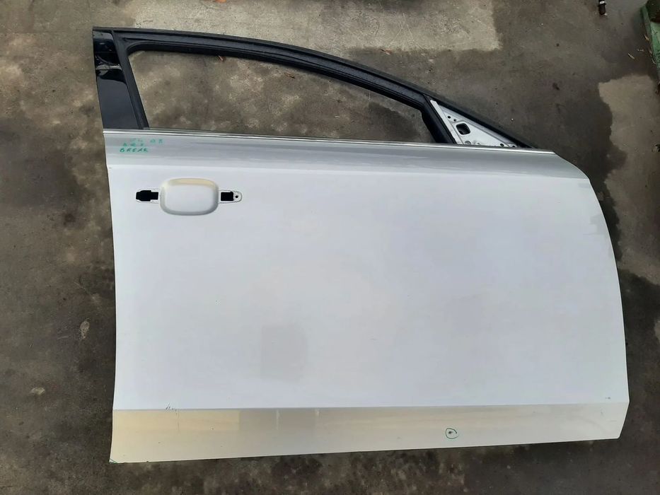 usa portiera dreapta fata audi a4 b8  break