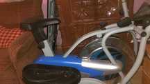 Vand bicicleta pentru fitness