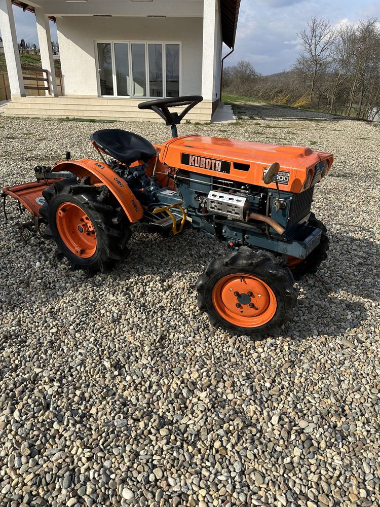 Tractor Japonez Kubota B6000, 4x4