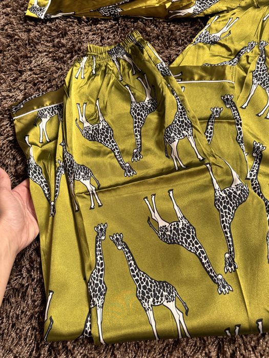 Дамска пижама размер М