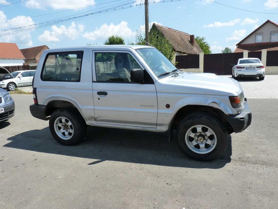 Mitsubishi  Pajero 2.5 Clima