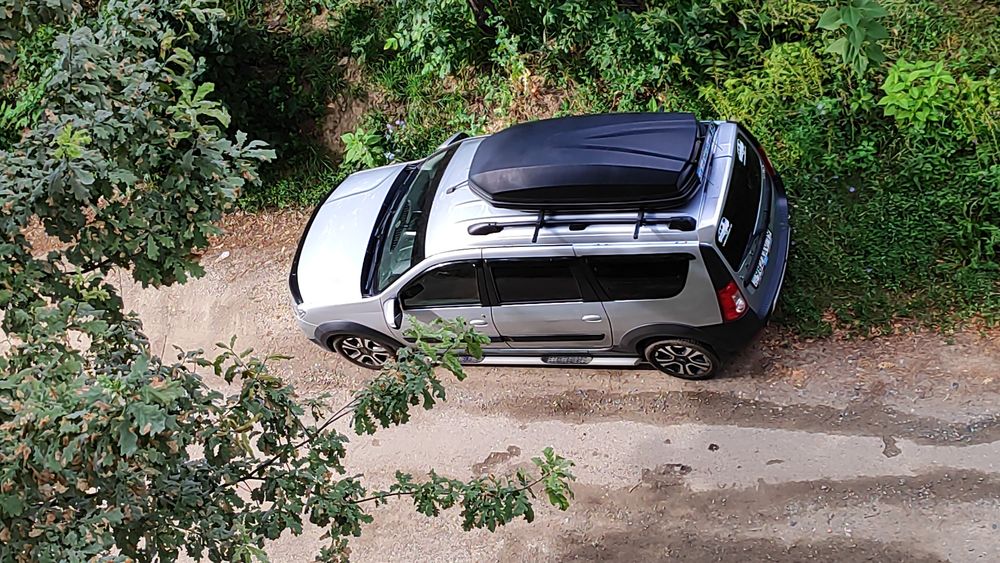 Продам машину срочно 2021года состояние хорошая  новая