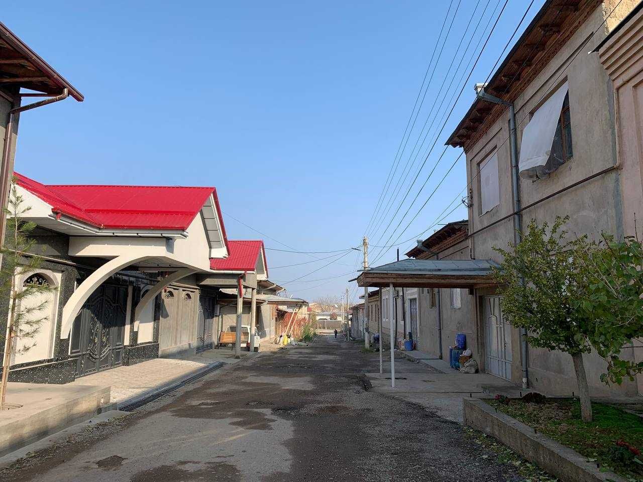 2 дома с участком 8 соток в Назарбеке / Xovli 2-ta uy bilan Nazarbekda