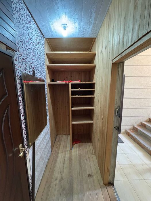 Продается 1 комнатная квартира. Мирзо Улугбекский район.Массив Ялангач