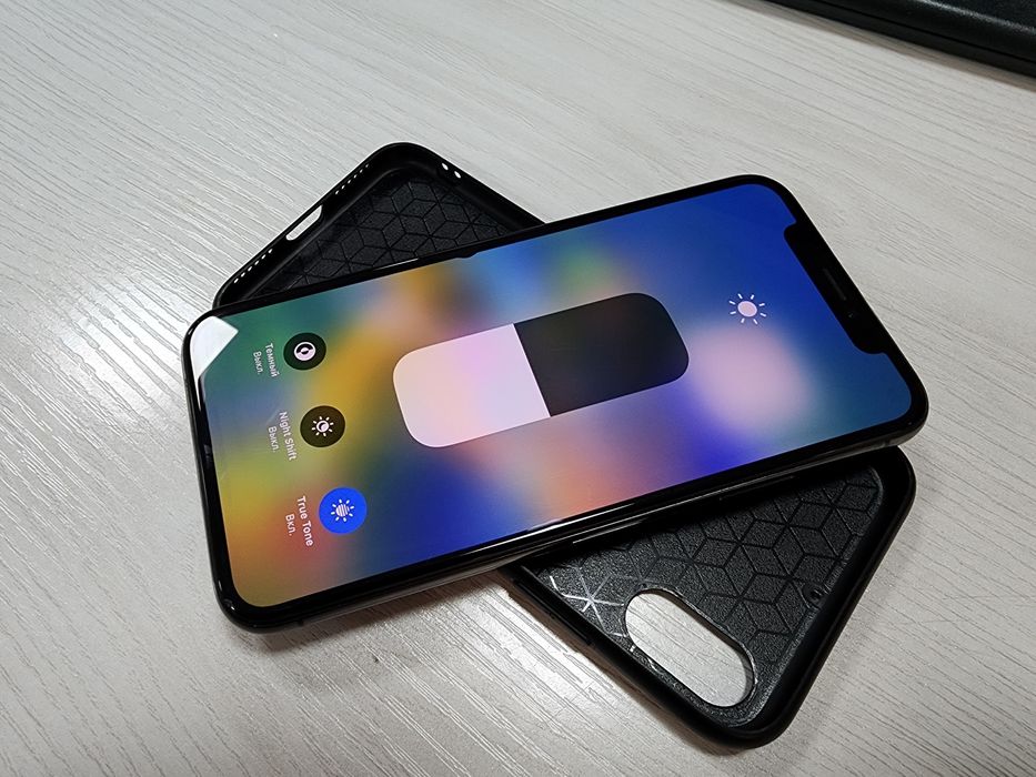 Iphone X LL/A 256GB Продается срочно Ташкент