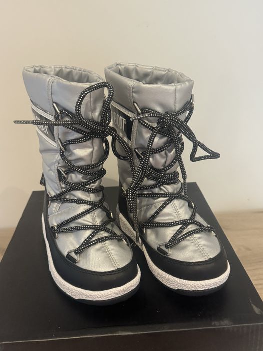 Неромокаеми зимни апрески MOON BOOT 26н