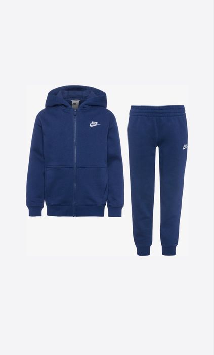 Детски спортен екип Nike