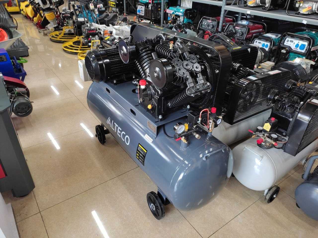 Компрессор / Kompressor ALTECO 300л