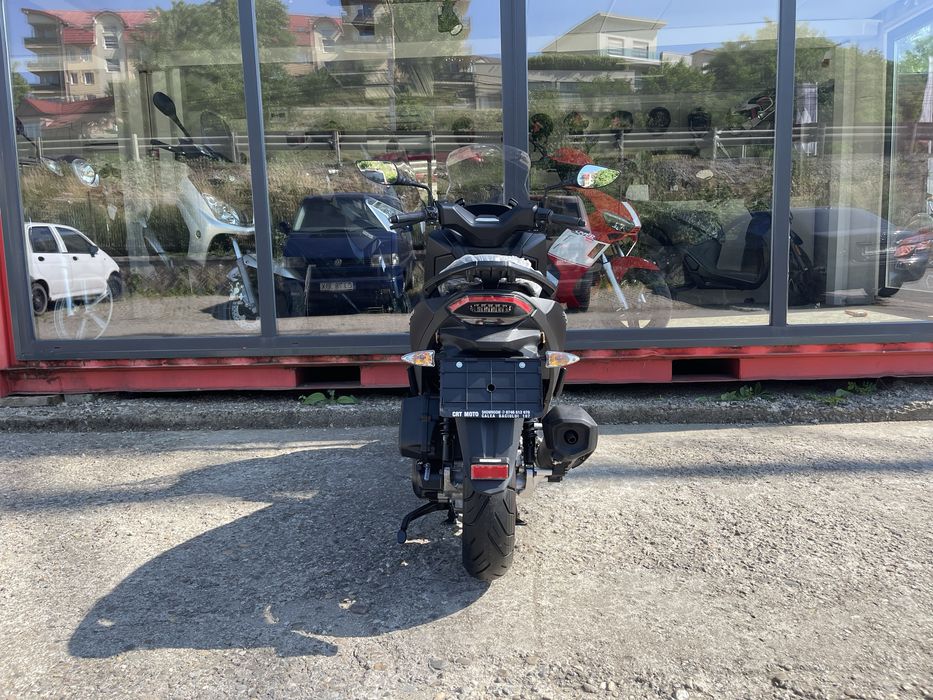Scuter kymco Skytown 125 cc Nou-Garantie