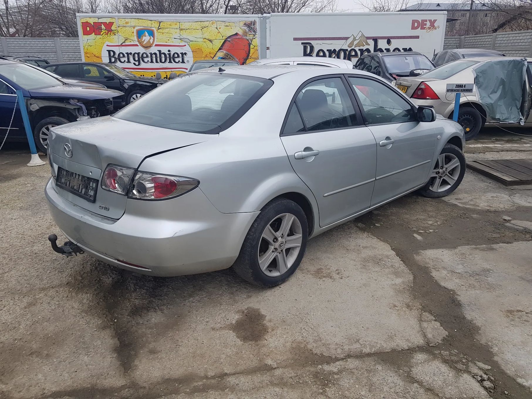 Usa stanga fata/ Usa stanga spate/ Usa dreapta fata diferite culori Mazda 6 an 2007 hatchback