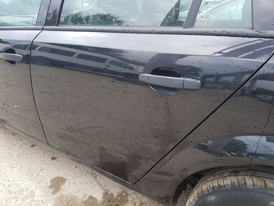 Usa / Portiera Stanga Spate Opel Astra H Break / Combi 2004 - 2010 Cod Culoare Z20R