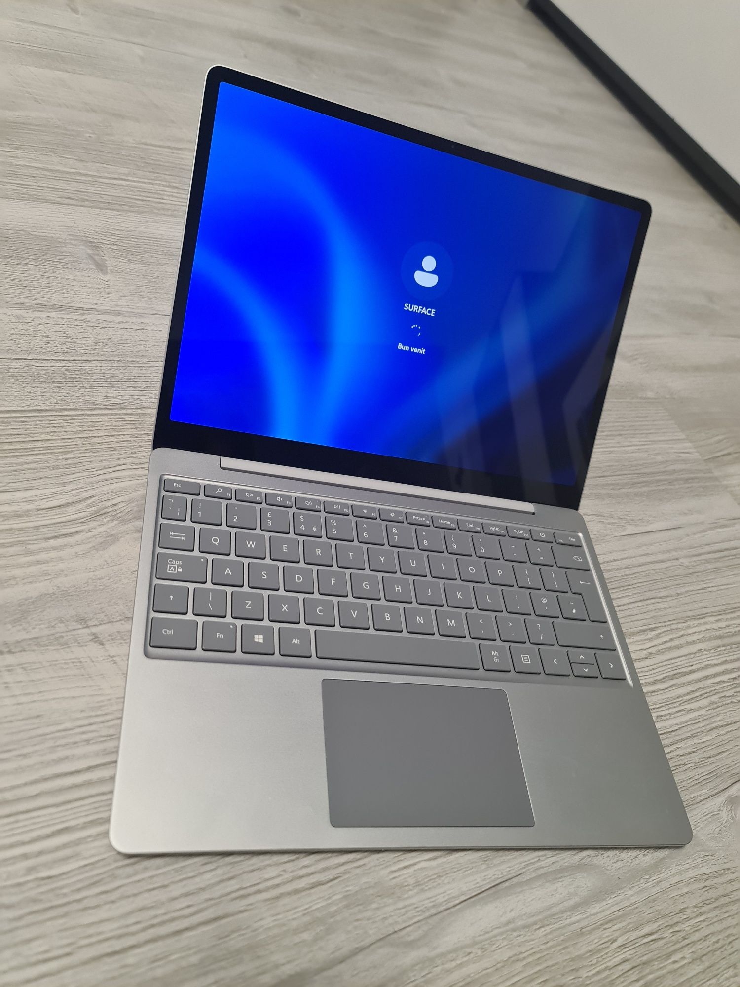 Laptop Microsoft surface 1943