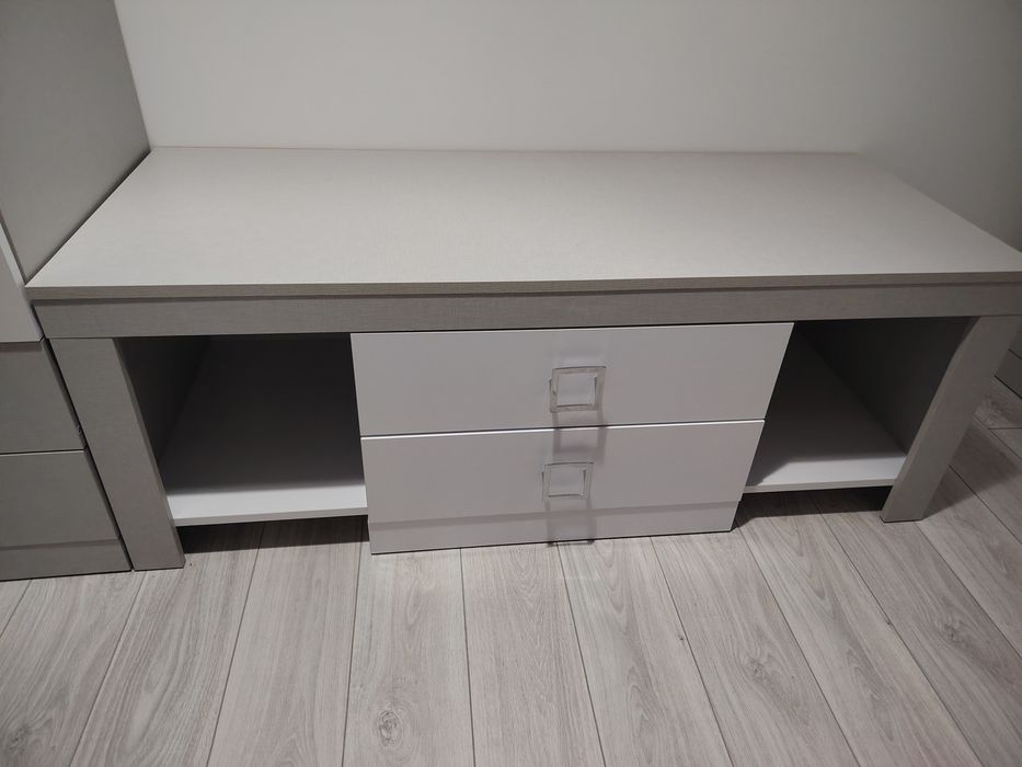 Comodă TV gri cu alb