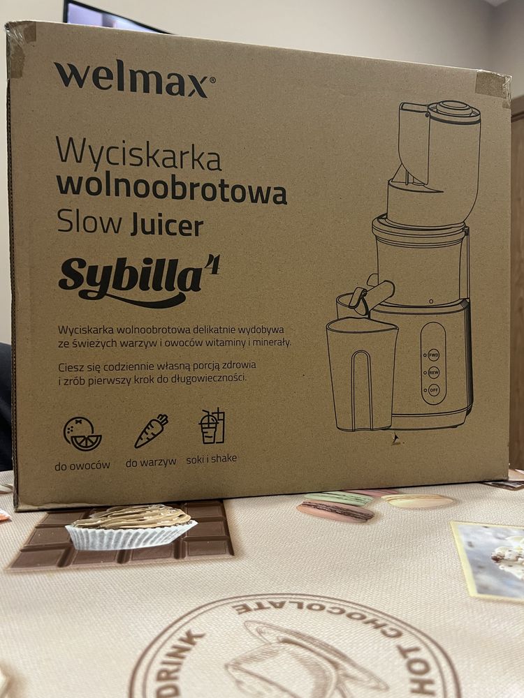Бавнооборотна сокоизстисквачка Sybilla 4 за зеленчуци и плодове