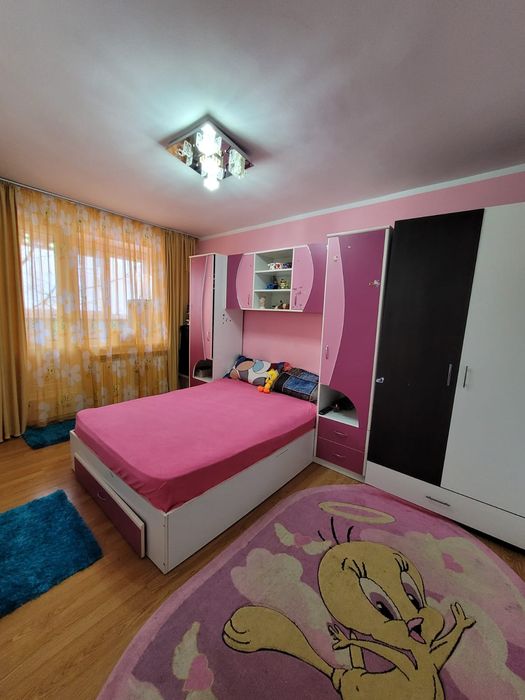 Apartament la cheie 2 camere capăt troleu