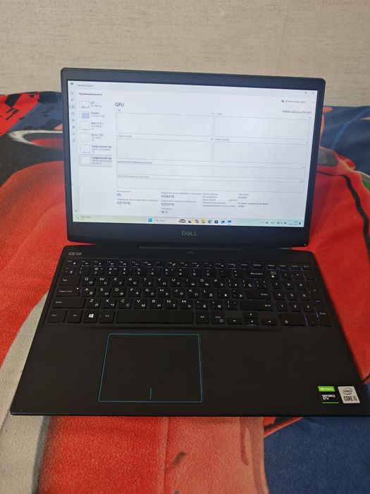 Ноутбук  Dell P89F