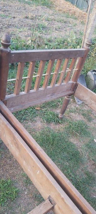 PATURI;lemn;rustice,deosebite,lucrate manual,cires stejar