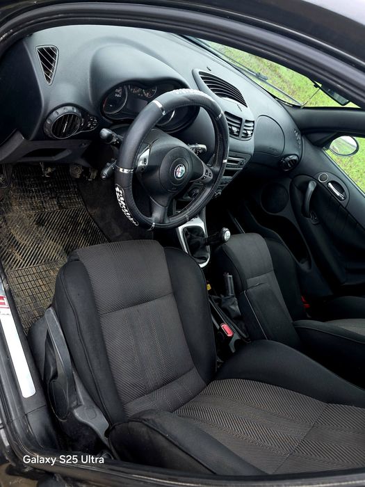 Vând Alfa romeo 1.6