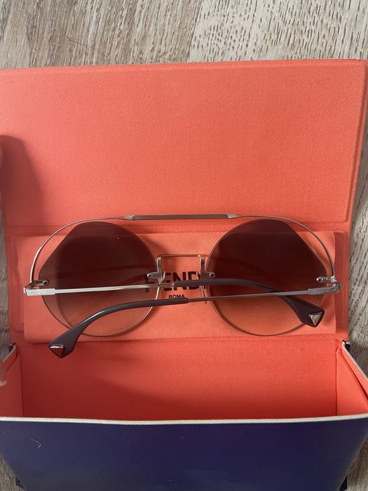 Слънчеви очила Fendi