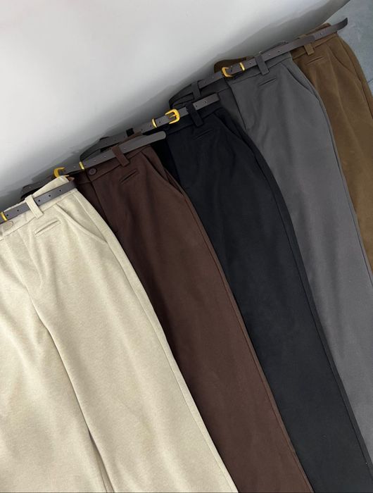 трико чёрный,жұқа ветровка и норка,брюки  сатылады