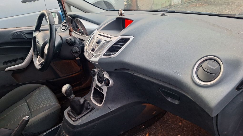 Ford Fiesta 1.4TDCI 68кс на части