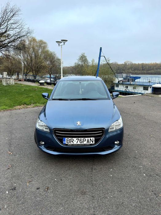 Peugeot 301 2013 1.6 benzina