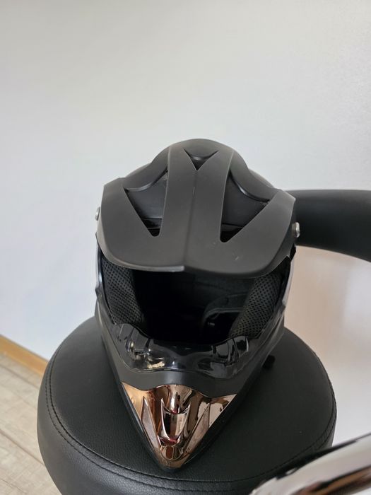 Cască  Moto Tip Cross / Enduro ~ Neagră  mată design agresiv