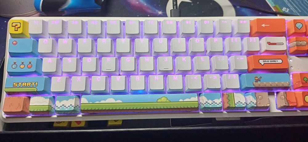 Vand tastatura qwerty