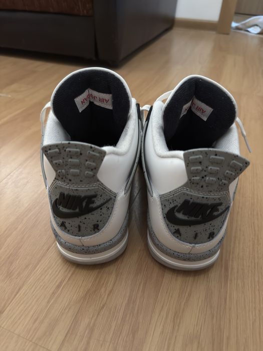 Jordan 4 White Cement