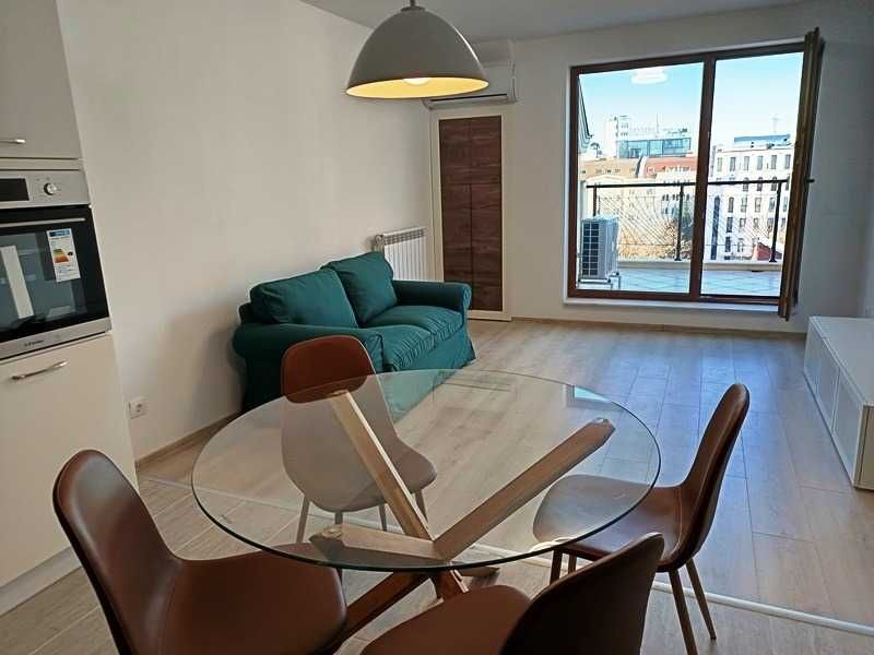 Продава се Тристаен апартамент в София, Зона Б-18 - 99 кв.м за 1798 €/кв.м - Снимка #1