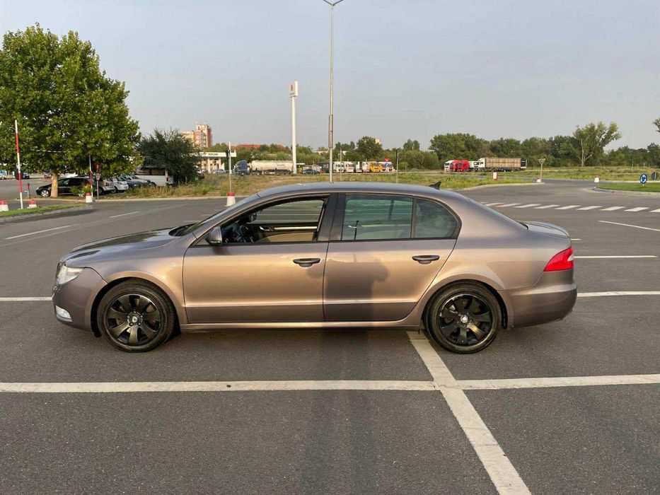 Vand Skoda Superb 2