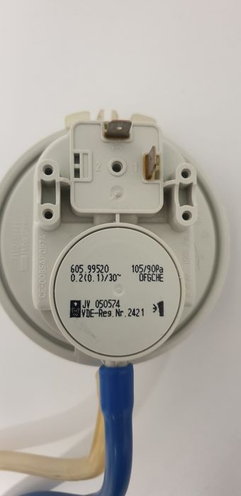 Presostat  aer Centrala Vaillant conventionale 24 -28 kw an 2000-2008
