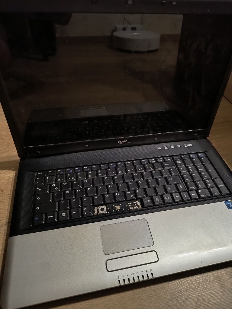 Samsung , Toshiba, MSI