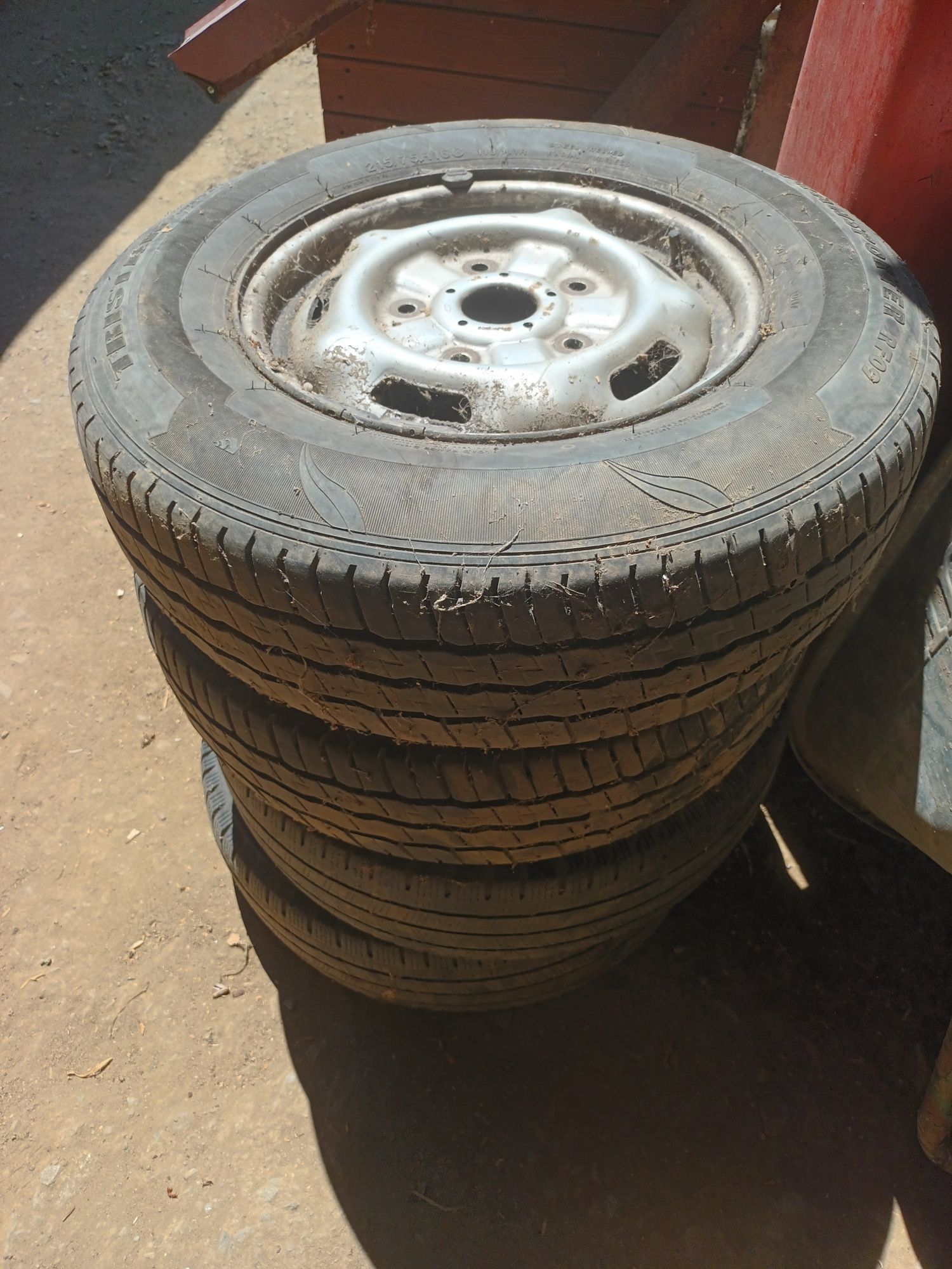 Anvelope 215 75 16 C