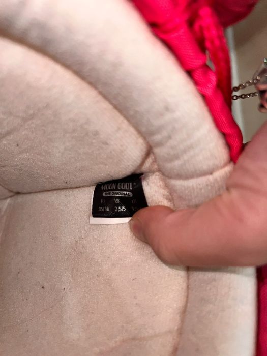 Moon Boot originali roz inchis marime 35-38