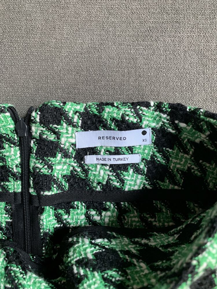 Жакардова пола Reserved