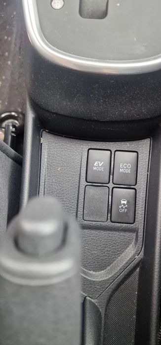 Toyota Yaris 1.5 Hybrid P13 на части Тойота Ярис Хибрид П13 на части