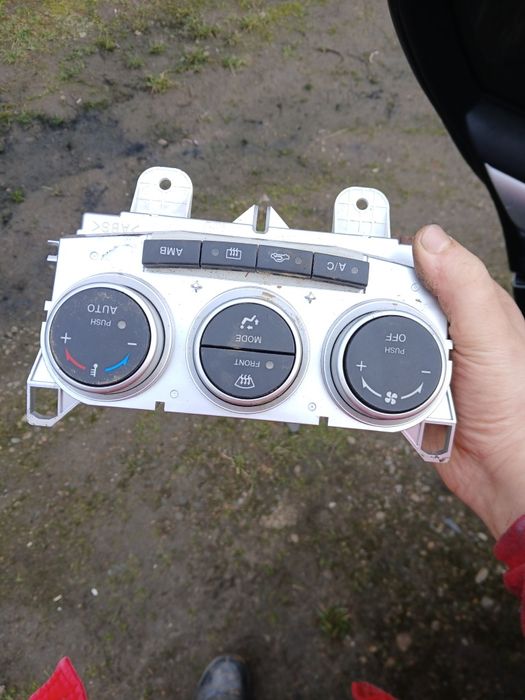 Climatronic mazda 5