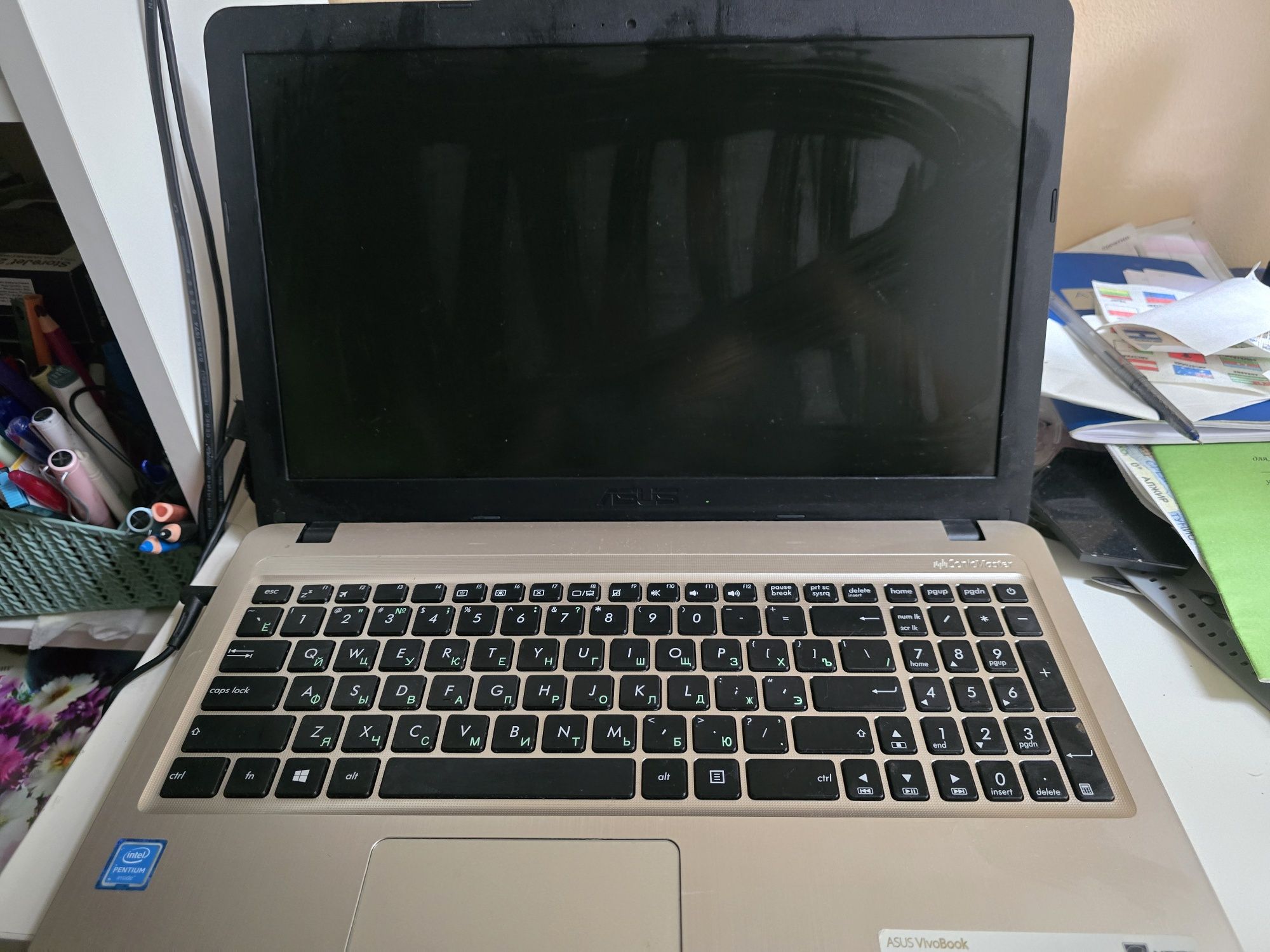 Ноутбук ASUS в отличном