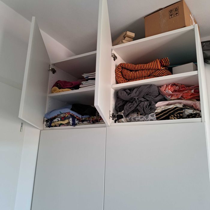Dulap Platsa Ikea 300cmx240cmxA60cm 3000 lei