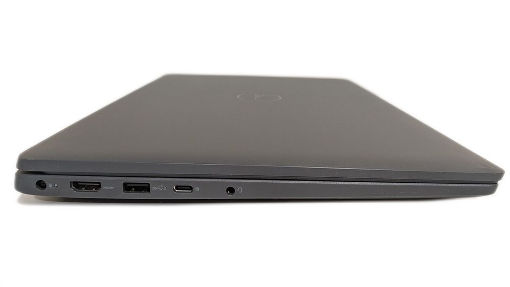 Dell Latitude 3550 15.6" 1920x1080 i3-1315U 16GB 256GB SSD година 2024