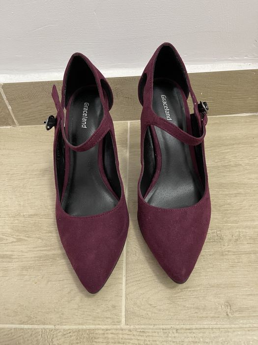 Pantofi cu toc din piele