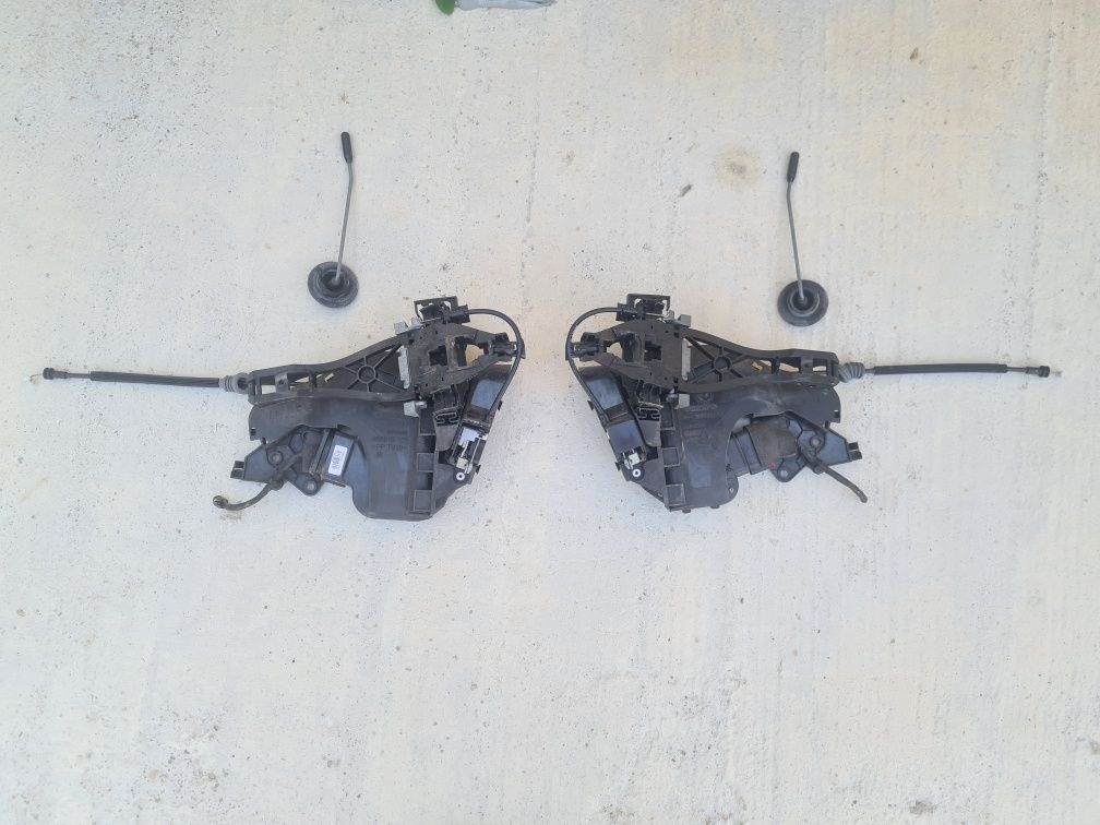 Broasca, Incuietoare usa stanga/ dreapta spate Volvo V50/S40